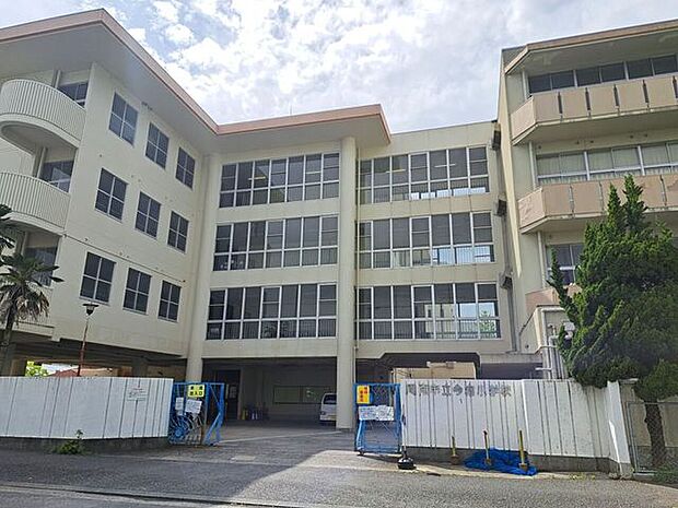 周南市立今宿小学校 330m