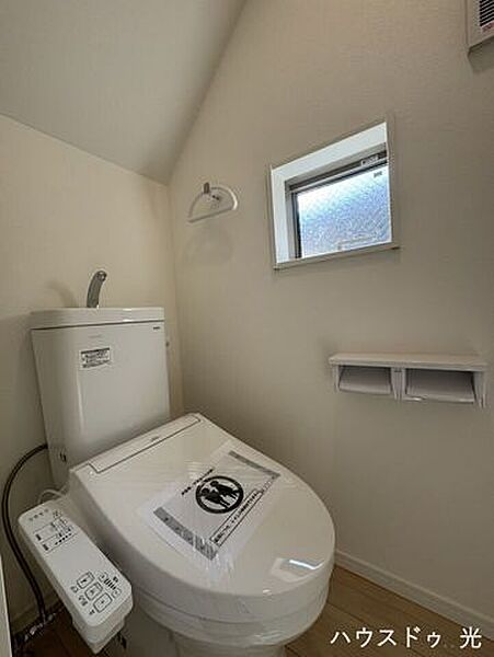 ■□1階トイレです。明るく清潔感のあるトイレです□■