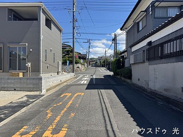 ■□■前面道路■□■南側から北方向を撮影。