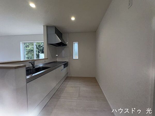 ■□■キッチン■□■調理・配膳・後片付けがスムーズに行える設計は、日々の家事効率を劇的に改善します