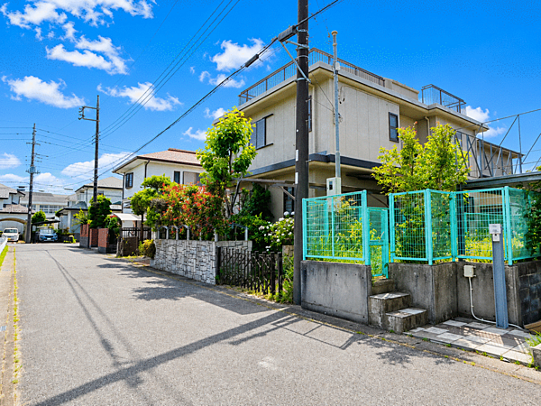 旭化成ヘーベルハウスの屋上付き住宅・地震に強い軽量鉄骨造上付き