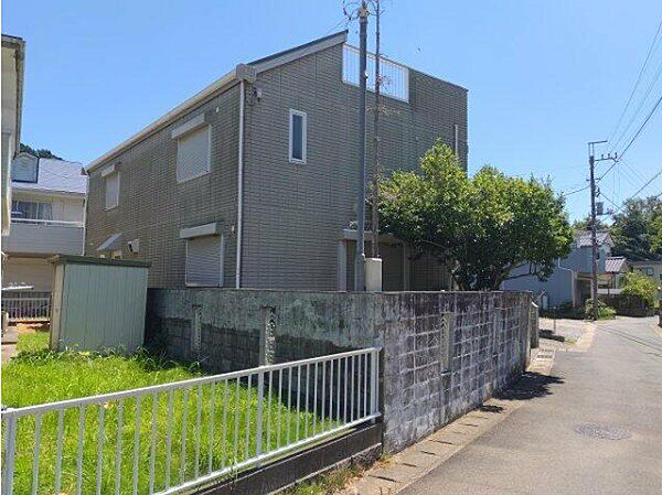 ミサワホームの屋上付き住宅・地震に強い軽量鉄骨造
