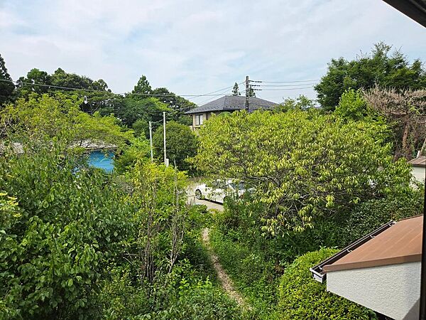 BBQ、ガーデニング、お子様の自然とのふれあいなど、週末の楽しみが増える庭