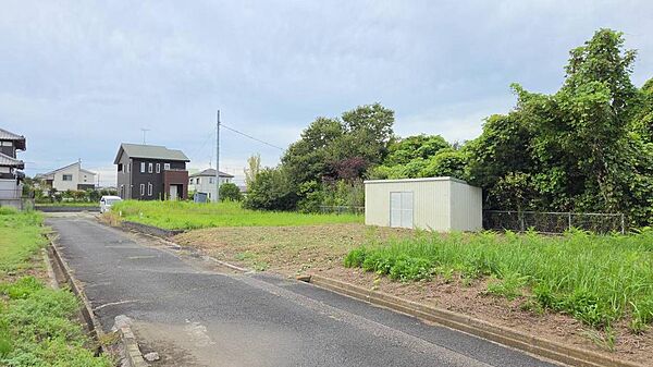 ※前面4m私道陥没あり