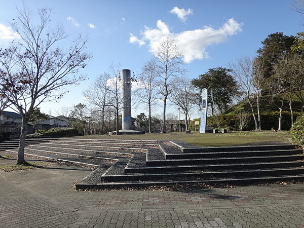 高久蓮池公園約350m