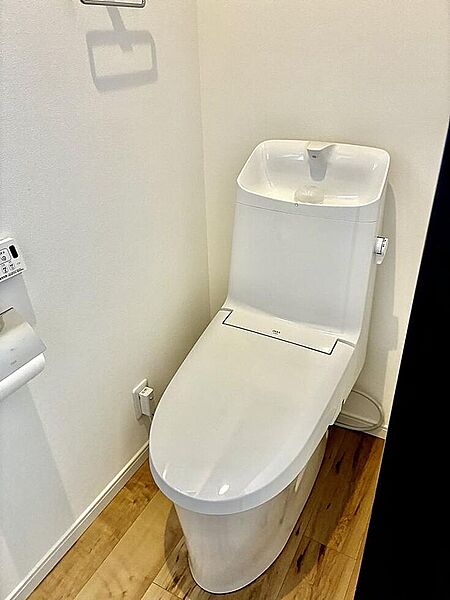 トイレを拡大表示
