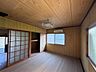 和室：畳は撤去済みの状況です。