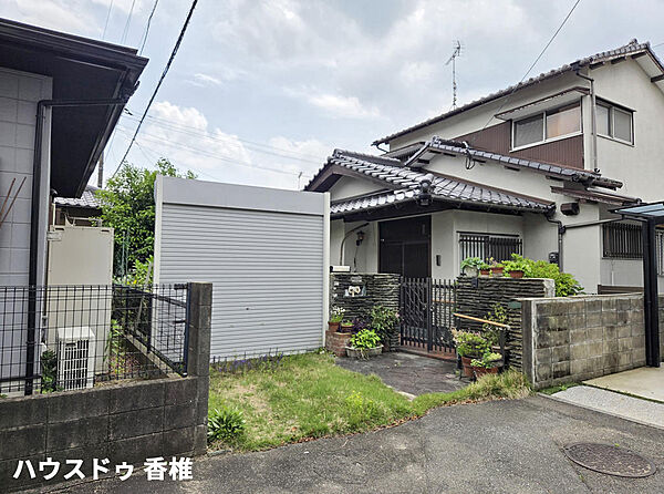 42条１項５号道路に接道、間口は約4ｍあります♪　建築条件なし、お好きなハウスメーカーで建てられます♪敷地面積約66坪！