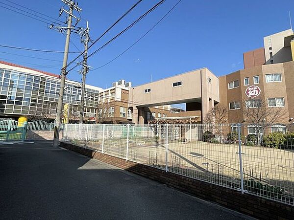 東高殿幼稚園 390m