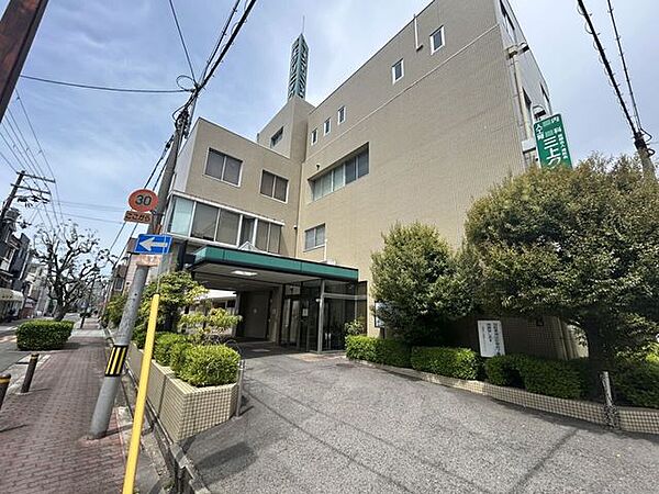 三上クリニック本院 170m