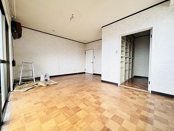 室内