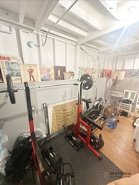建築当初、ニューヨークタイムズの表紙を飾った邸宅！駅徒歩5分の3LDK＋Powderroom＋P♪南側に隣地通路があり、解放感があり陽当り良好！