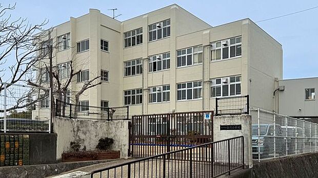 白川小学校 540m