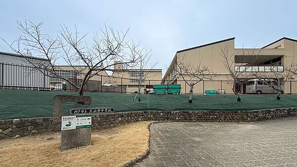 太山寺中学校 1150m