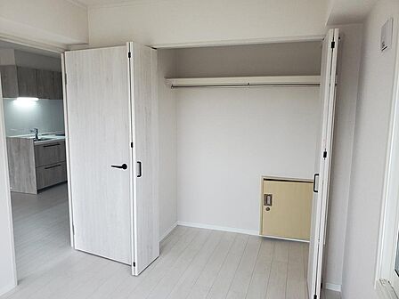 衣類もスッキリ収まる大容量クローゼット