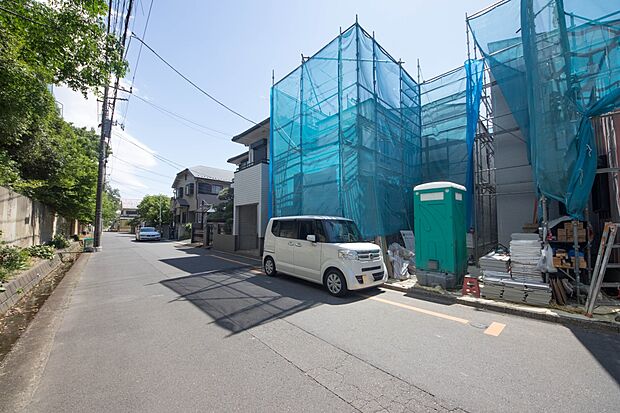 陽当りや通風性など各所に施された工夫で住みやすさを実現。部屋の大きさや周辺環境・街並など、資料には掲載していない情報が現地にはたくさんございます。是非ご確認下さい。
