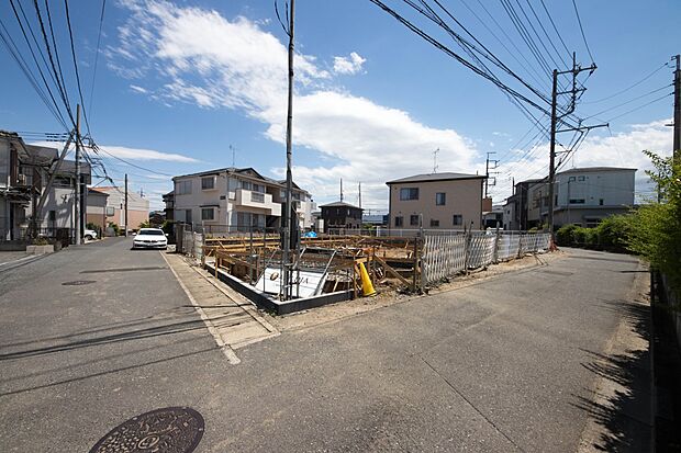 陽当りや通風性など各所に施された工夫で住みやすさを実現。部屋の大きさや周辺環境・街並など、資料には掲載していない情報が現地にはたくさんございます。是非ご確認下さい。