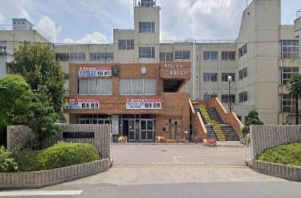 周辺環境-中学校(1000m)東中学校