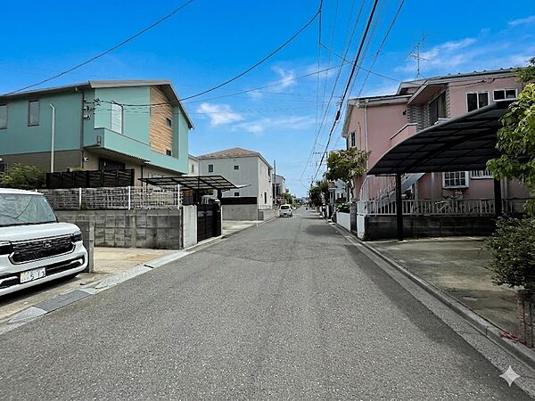 陽当りや通風性など各所に施された工夫で住みやすさを実現。部屋の大きさや周辺環境・街並など、資料には掲載していない情報が現地にはたくさんございます。是非ご確認下さい。