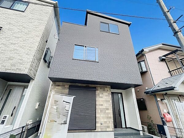 家づくりへの想いが設計に表れ、ご家族が快適に過ごす日常を考え工夫された造りです。