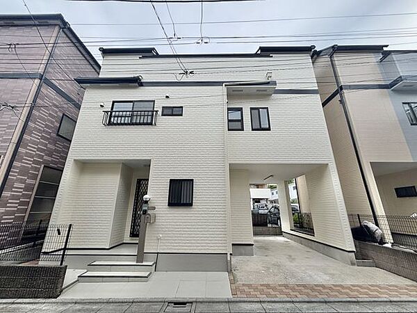 閑静な住宅地で生活することは、静かな環境で過ごせる、交通量が少ないので安全、子育てに適している、 夜間も静かで窓を開けて寝やすい。などのメリットがあります！