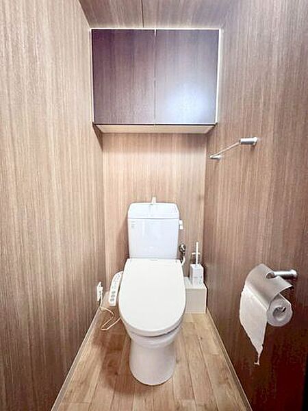 トイレを拡大表示