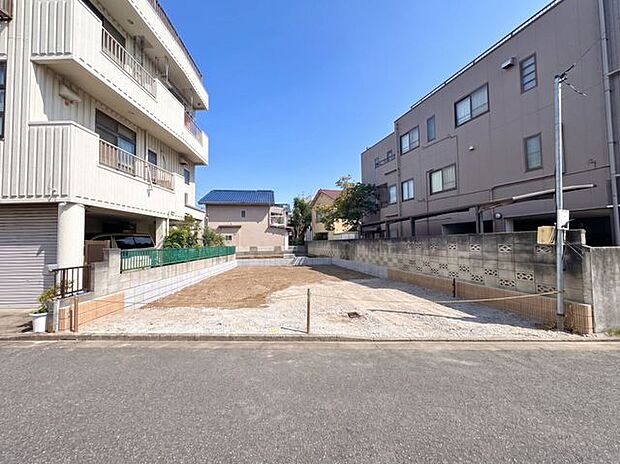 全面道路含む外観