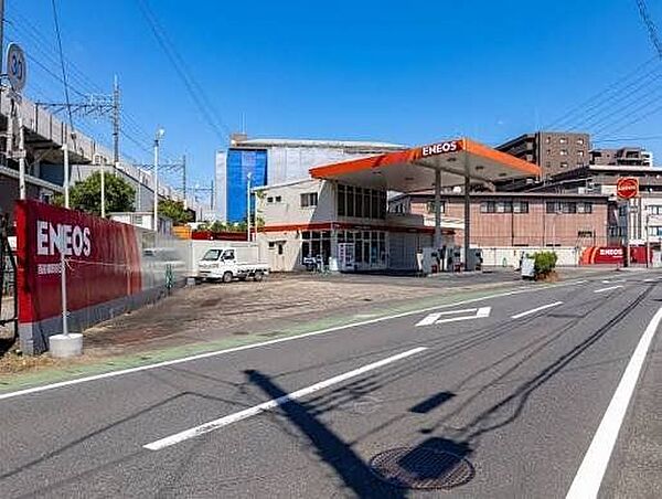 エネオス西船橋駅前SS 徒歩4分。給油はもちろん車での移動時に立ち寄りやすいガソリンスタンドです。日常の給油や外出前の燃料補給にも利用しやすく、車を使うご家庭の暮らしを身近でサポートしてくれる便利な…