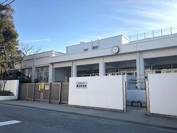 浦安市立堀江中学校 徒歩38分。 2970m