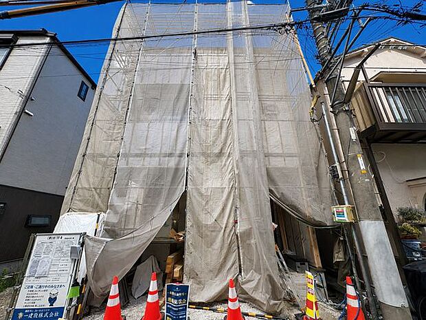 都営新宿線 大島駅 / 徒歩5分と、都心アクセス良好な立地。通勤雨や通学に便利でお子様にも嬉しい環境です。周辺には公園が多くお子様とのお散歩や自宅での作業の息抜きにお散歩するのもおすすめです!