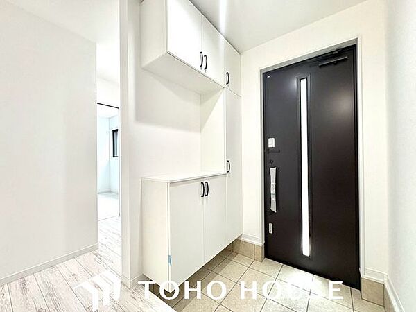 玄関を拡大表示