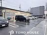 周辺：セブンイレブン伏見南部町店 駅までの道中であればこちらのセブンイレブンも近く、徒歩4分。 270m