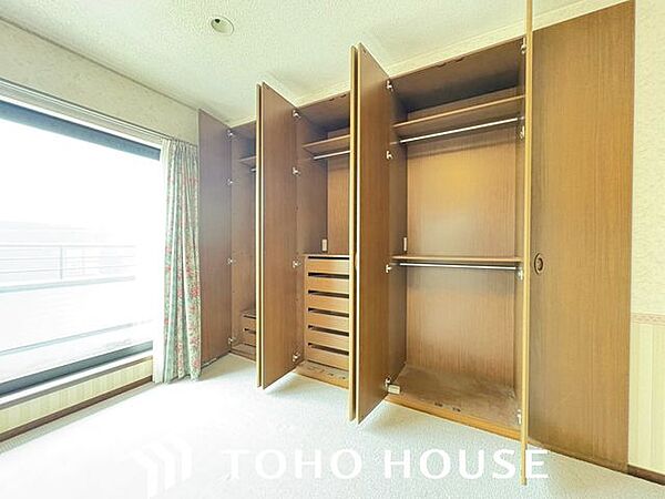 毎月家賃を払いながら貯金・・・結構大変です。今は住宅ローンを組むと物件によりローン減税（税金の還付）が受けられます！頭金を貯めるよりも、その方が賢いかもしれませんね・・・！！