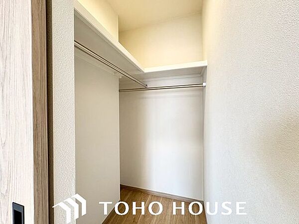 各部屋に必要な量の収納があるか、高さ・奥行きは適度で、活用しやすいものになっているか。 “量”だけでなく、”位置”によっても変わる「収納力」を子どもの成長も加味して確認しよう。
