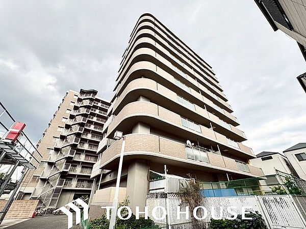 ここから始まる『日常』はご家族にとって大切な時間となります。だからこそ、少しでも豊かに、少しでも快適に。そんな想いから生まれた本邸宅は、これから先のお住まいをきっと支えてくれるはずです。