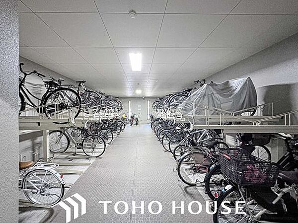 雨風にさらされることのない駐輪場は自転車を傷めず、長く、美しい状態が維持できます。
