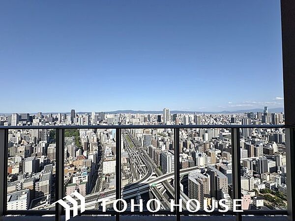～Good View～45階から圧倒的な解放感と癒しの眺望となっておりまして、美しい夜景や街並みを一望をできるお部屋となっております！是非現地にて体感をして頂きたいです♪