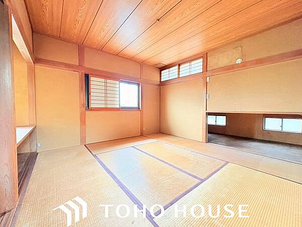 全居室収納あり。それぞれのお部屋にスペースがあるのでプライベートな荷物でも身近に置くことが出来ます。