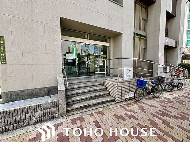 三井住友銀行関目支店 徒歩1分。 80m