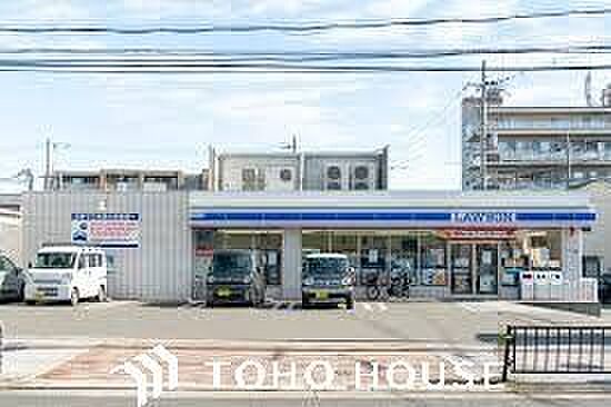 ローソン枚方東田宮店 徒歩7分。 560m