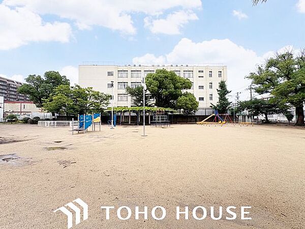 寺田町公園 徒歩14分。 1110m