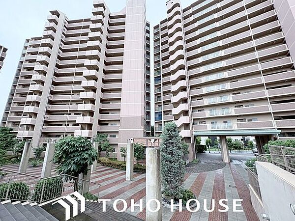 手入れの行き届いたマンションは、住み心地も良く、資産価値も維持されます。マンションではまず、外壁やエントランスなどの共用部分の維持管理がポイント。