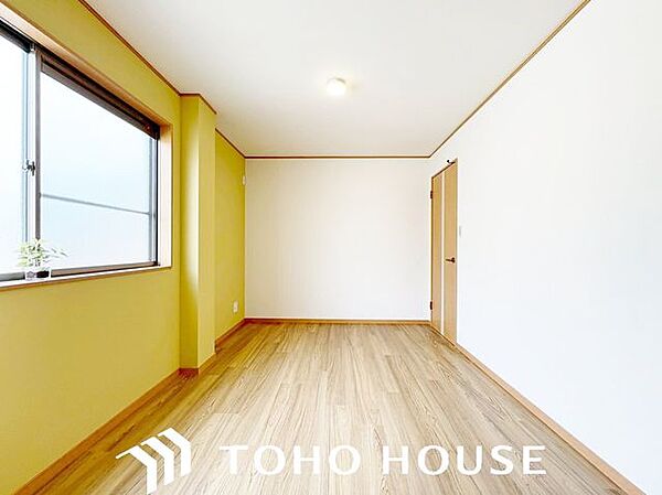 各お部屋を最大限広く使って頂ける様、全居住スペースに収納を完備しております。プライベートルームはゆったりと快適に。