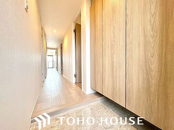 物件の陽当りや通風・仕様設備やお部屋の大きさの比較、近隣・周辺環境や街並みなど、資料には掲載していない情報が現地にはたくさんあります。　是非一度、現地をご確認ください。