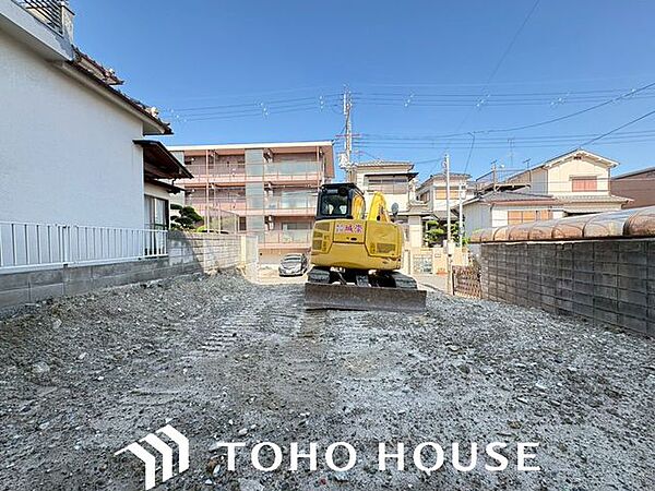 住まい探しは街探し。みんなが街探しのポイントにしているのは何？　第1位は過半数が支持した納得の 『交通の利便性』。続いて3割以上の人が『住環境』と『公園、緑地の充実』です。