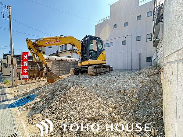 忙しく過ぎゆく日常を置き去るほど、ゆったりした時間が流れる住環境です。『快適』は「家」と「街」と「環境」が調和した時に訪れるのだと改めて感じさせてくれます。