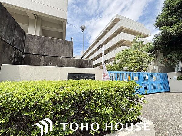 吹田市立片山小学校 徒歩9分。 680m