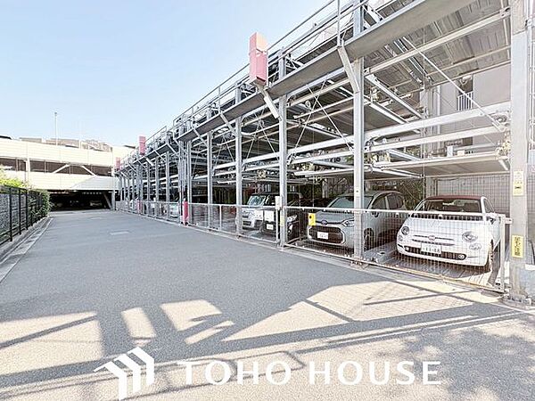 車の種類を問わず、どんな車種でも駐車できることができます。。