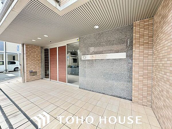 物件の陽当りや通風・仕様設備やお部屋の大きさの比較、近隣・周辺環境や街並みなど、資料には掲載していない情報が現地にはたくさんあります。　是非一度、現地をご確認ください。