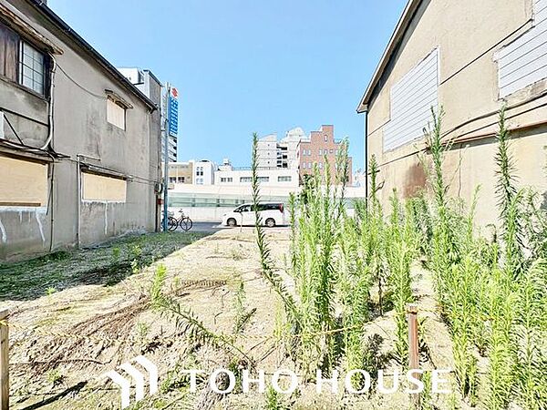 快適に過ごす条件は、一人ひとり違います。だからこそ飾リ過ぎないシンプルな内装と偏り過ぎないデザインで統一しております。居住していく中でオーナー様だけの【マイホーム】に創り上げて下さい。